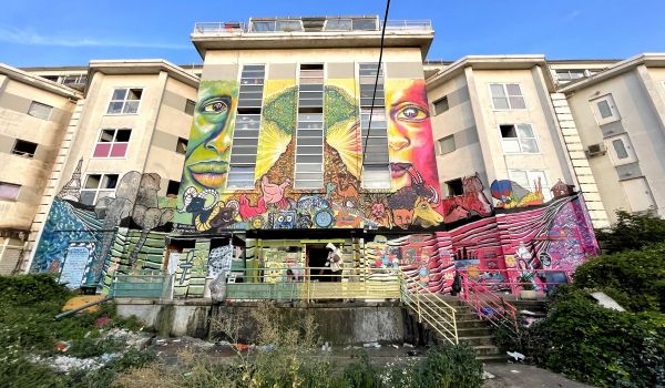 Mural on an abandoned building in Paris