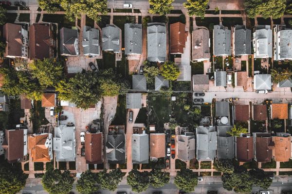 An aerial view of rows of homes in Milwaukee, Wisconsin