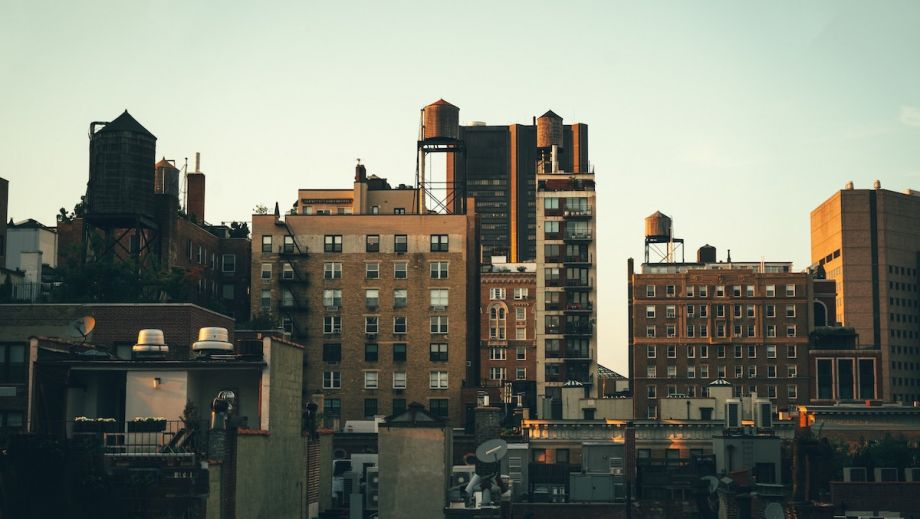 Townhome buildings with the sky in the background